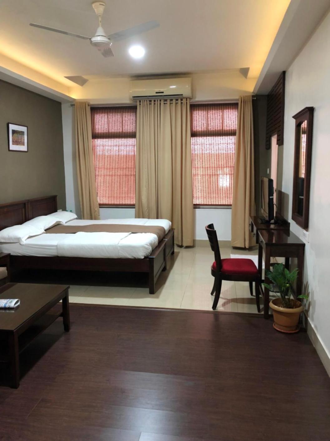 Hotel Ketan Pune Exterior foto